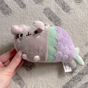 Pusheen mermaid plushie